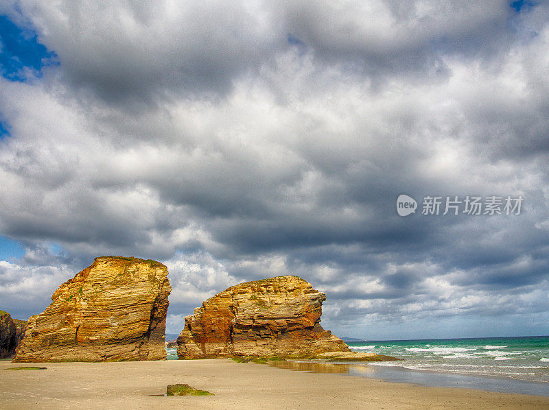 大教堂福兹海滩 - 普拉亚德拉卡特拉莱斯